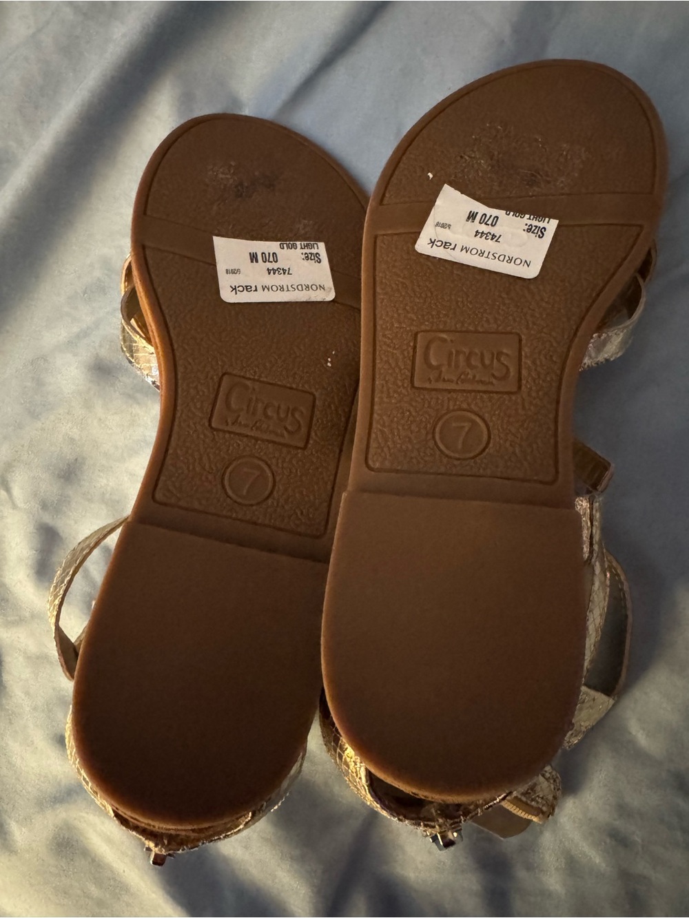 NWT Sam Edelman Gold Metallic Strappy Sandals - Picture 2 of 3